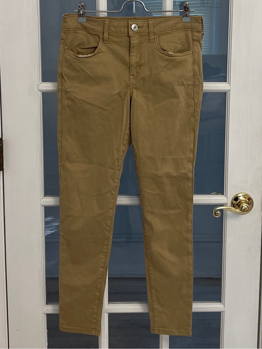 AMERICAN EAGLE Women’s Super Stretch Skinny Khaki Tan Pants Size 10 Regular